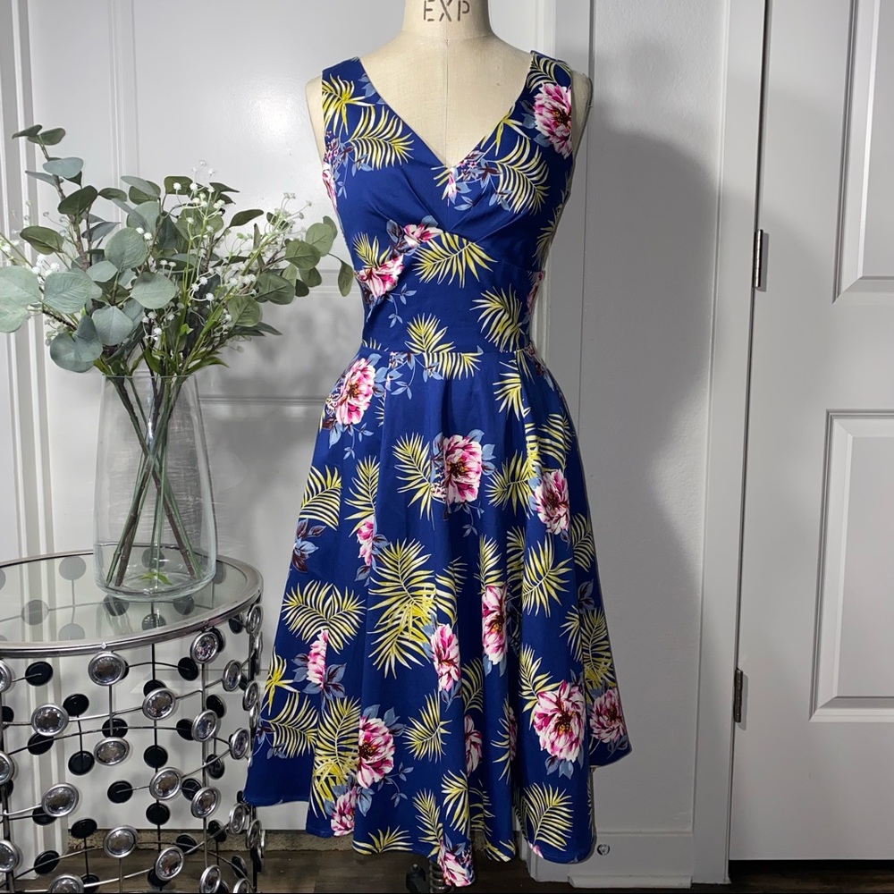 iXia Aloha midi swing dress